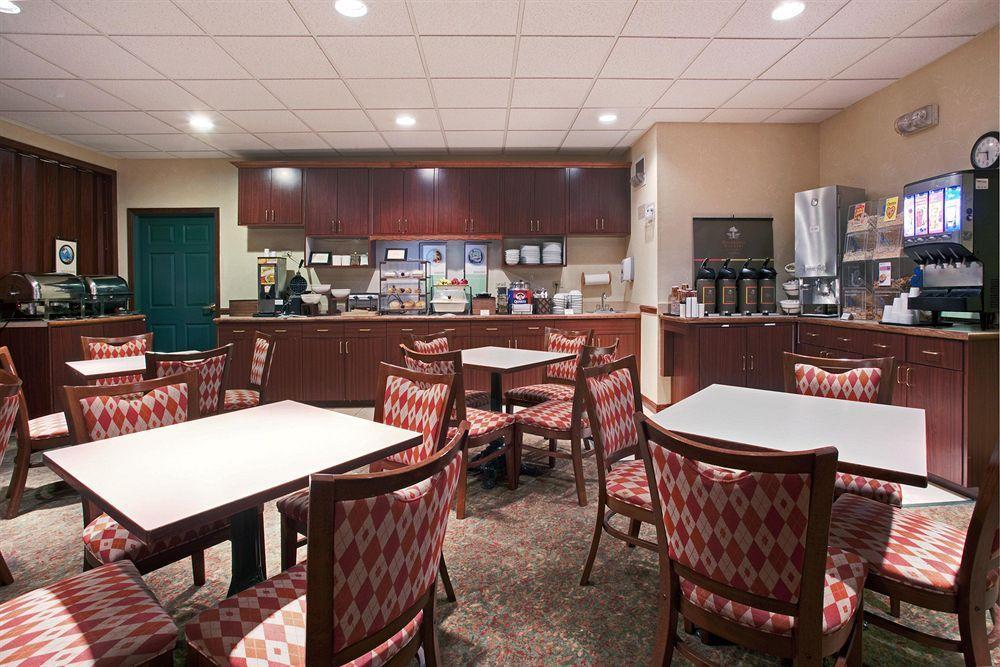 Country Inn & Suites By Radisson, Kearney, Ne Εστιατόριο φωτογραφία